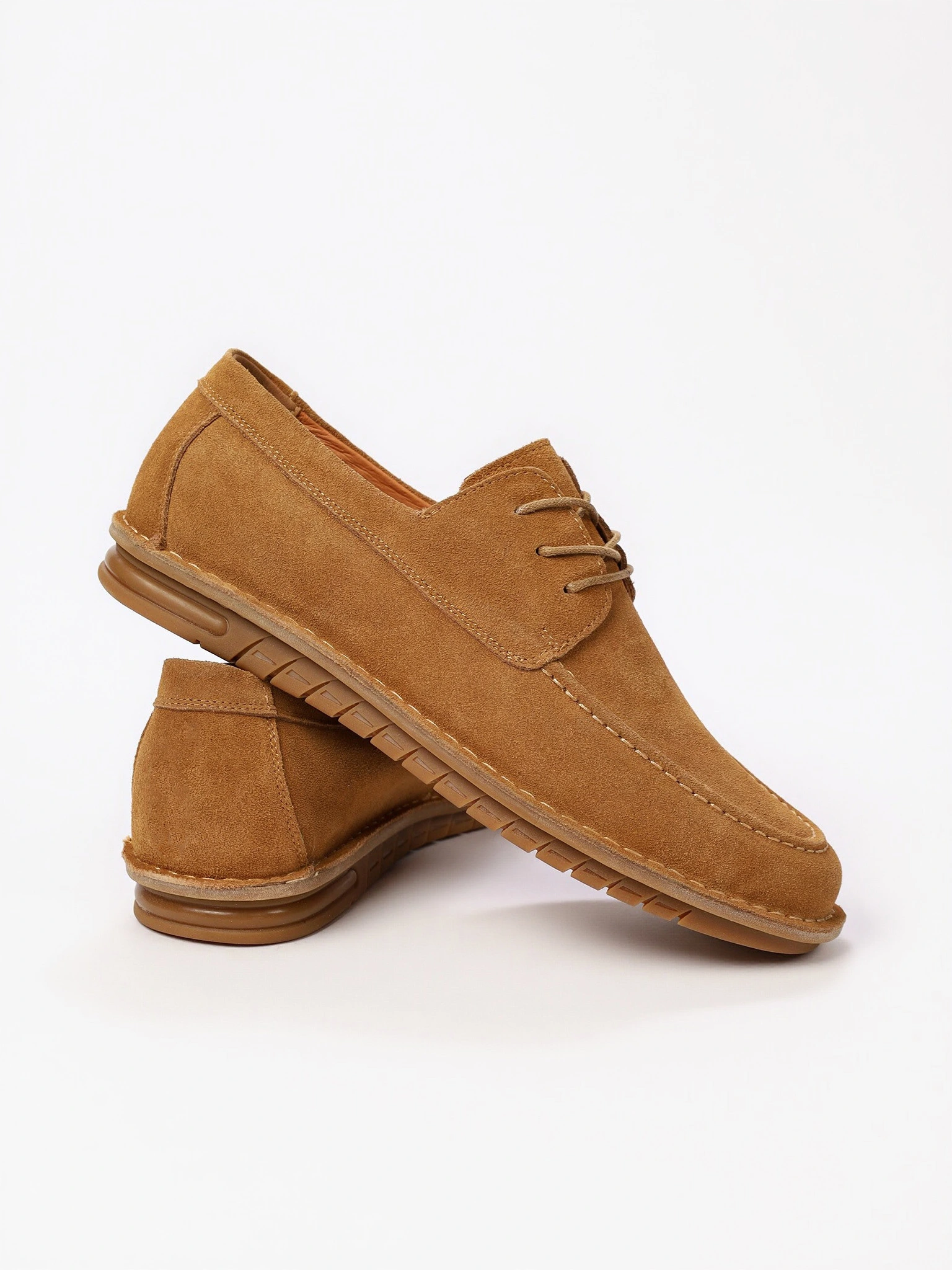 Мокасины коричневого цвета со шнуровкой